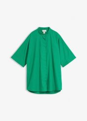 Bluzka z czystej bawełny organicznej. Niebieskie bluzki damskie bonprix, bez wzorów, z bawełny, bez kołnierzyka, bez ramiączek. Za 59.99 zł.