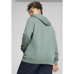 Damska bluza z kapturem z logo No.1 ESS PUMA Green Moon. Zielone bluzy damskie Puma, s, bez wzorów, z kapturem. W wyprzedaży za 94.00 zł.
