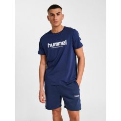 Koszulka Hummel Legacy 2.0. Niebieskie koszulki sportowe męskie Hummel, bez wzorów, bez kołnierzyka, bez ramiączek, trekkingowe. Za 149.00 zł.