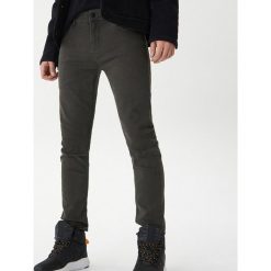Jeansy skinny - Zielony. Jeansy męskie marki House. Za 89.99 zł.