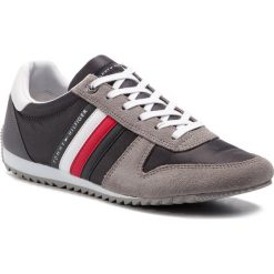 Sneakersy TOMMY HILFIGER - Essential Nylon Runner FM0FM02024 Magnet 008. Półbuty na co dzień męskie marki Tommy Hilfiger. W wyprzedaży za 289.00 zł.
