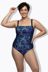 Damskie Strój kąpielowy kwiaty miękkie miseczki skręcone ramiączka. Niebieskie kostiumy jednoczęściowe damskie Ulla Popken, plus size, bez wzorów, z elastanu, plus size, do pływania. Za 191.99 zł.