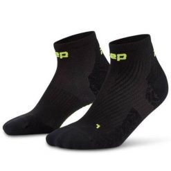 Damskie skarpety kompresyjne sportowe za kostkę low cut Core Run Ultralight CEP. Czarne skarpety damskie CEP, bez wzorów, z elastanu. Za 79.00 zł.