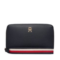 Portfel Tommy Hilfiger. Niebieskie portfele damskie Tommy Hilfiger, bez wzorów. Za 269.99 zł.