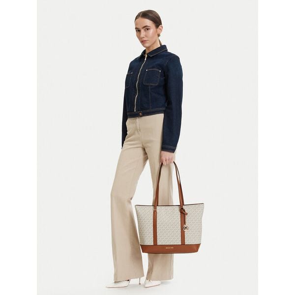 Torebka MICHAEL Michael Kors. Białe torebki do ręki damskie MICHAEL Michael Kors, bez wzorów, bez dodatków. Za 806.99 zł.