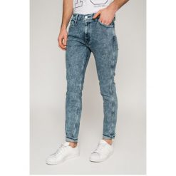 Levi's - Jeansy Line 8 Economics Stretch. Brązowe jeansy męskie Levi's. W wyprzedaży za 199.90 zł.