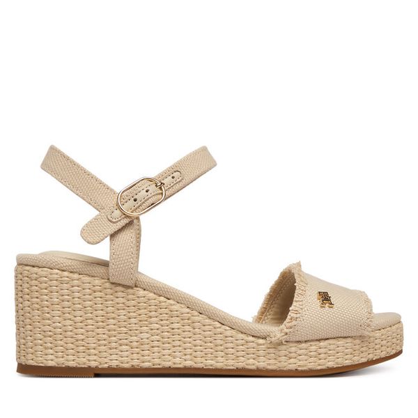 Sandały Tommy Hilfiger. Brązowe sandały damskie Tommy Hilfiger, bez wzorów, bez obcasa, na koturnie, bez zapięcia. Za 315.99 zł.