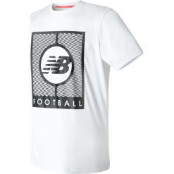 Koszulka treningowa MT732053WT. Koszulki sportowe męskie marki New Balance. W wyprzedaży za 69.99 zł.