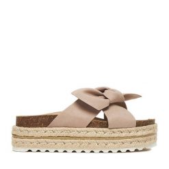 Espadryle DeeZee. Brązowe espadryle damskie DeeZee, bez wzorów, bez obcasa, bez zapięcia. Za 139.99 zł.