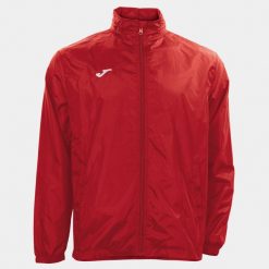 Kurtka do biegania dla chłopców Joma Iris przeciwdeszczowa. Czerwone kurtki i płaszcze dla chłopców Joma, bez wzorów, sportowe, bez kaptura. Za 123.99 zł.