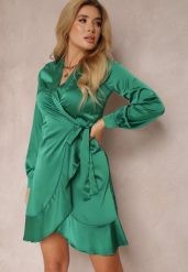 Zielona Sukienka Klymilea. Zielone sukienki damskie Renee, na randkę, m, bez wzorów, z satyny, eleganckie, bez kołnierzyka, bez ramiączek, mini, kopertowe. Za 34.99 zł.