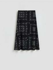 Wzorzysta spódnica midi - czarny. Czarne spódnice damskie Reserved, l, bez wzorów, z dzianiny, midi, trapezowe. Za 89.99 zł.