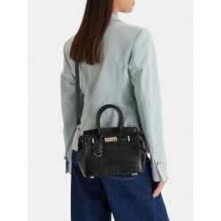 Torebka Nine West. Czarne torebki do ręki damskie Nine West, bez wzorów, bez dodatków. Za 199.99 zł.