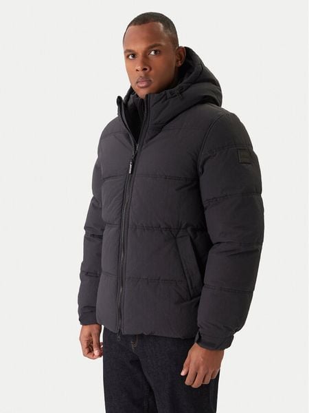 Mustang Kurtka zimowa Oakfield 1017069 Czarny Regular Fit. Czarne kurtki męskie Mustang, na zimę, m, bez wzorów, z syntetyku, bez kaptura. Za 629.99 zł.
