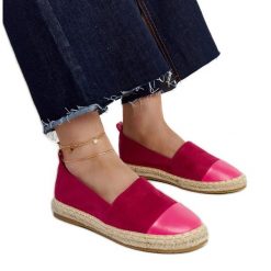 Różowe espadryle Carugo. Czerwone espadryle damskie na lato, bez wzorów, z okrągłym noskiem, bez obcasa, bez zapięcia. Za 78.15 zł.