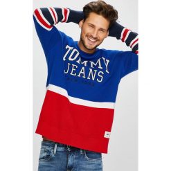 Tommy Jeans - Sweter DM0DM05072. Szare swetry przez głowę męskie Tommy Jeans, z jeansu. Za 499.90 zł.