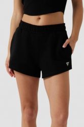 GUESS Czarne damskie szorty Primula. Czarne szorty damskie Guess, s, z aplikacjami. W wyprzedaży za 210.99 zł.