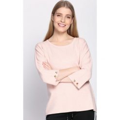 Różowy Sweter Running Circles. Czerwone swetry damskie Born2be, z dzianiny, z okrągłym kołnierzem. Za 79.99 zł.