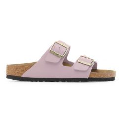 Klapki damskie BIRKENSTOCK Arizona Birko-Flor Faded Purple. Fioletowe klapki damskie Birkenstock, bez wzorów, z materiału, eleganckie, bez obcasa. Za 329.99 zł.