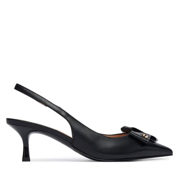 Czółenka LOVE MOSCHINO. Czarne czółenka damskie Love Moschino, bez wzorów, bez obcasa, bez zapięcia. Za 743.99 zł.