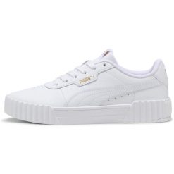 Tenisówki Puma Model Carina 3.0. Białe obuwie sportowe damskie Puma, bez wzorów, ze skóry, sportowe, bez zapięcia. Za 209.00 zł.