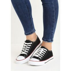 Czarne Trampki Tyren. Czarne trampki i tenisówki damskie Born2be, bez wzorów, przed kostkę, bez zapięcia. Za 39.99 zł.