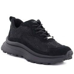 Sneakersy damskie z siatka i cyrkoniami czarne Goe TT2N4041. Czarne półbuty damskie GOE, bez wzorów, z materiału, eleganckie, bez obcasa, bez zapięcia. Za 429.99 zł.