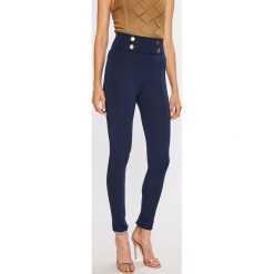 Guess Jeans - Legginsy Conchita. Jeansy damskie marki Guess Jeans. W wyprzedaży za 259.90 zł.