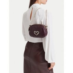 Torebka Eva Minge. Czerwone torebki do ręki damskie Eva Minge, bez wzorów, wizytowe, bez dodatków. Za 229.99 zł.