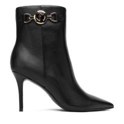 Botki Eva Minge. Czarne botki damskie Eva Minge, bez obcasa, na szpilce, bez zapięcia. Za 579.99 zł.