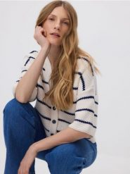 Kardigan w paski - kremowy. Białe kardigany damskie Reserved, l, bez wzorów, z bawełny. Za 139.99 zł.