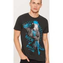 T-shirt Rock and Roll - Szary. T-shirty męskie marki Giacomo Conti. W wyprzedaży za 19.99 zł.