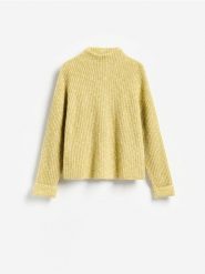 Sweter z wełną - zielony. Zielone swetry damskie Reserved, l, bez wzorów, z bawełny, bez kołnierzyka, bez ramiączek, bez kaptura. Za 329.99 zł.