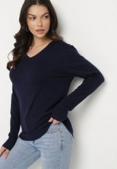Granatowy Sweter o Prostym Kroju z Dekoltem w Serek Sinoriel. Niebieskie swetry damskie Born2be, m, z aplikacjami, z jeansu, bez kołnierzyka, bez ramiączek, bez kaptura. Za 44.99 zł.