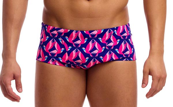 Kąpielówki Funky Trunks Ho Hum - trunki męskie. Brązowe kąpielówki męskie FUNKY TRUNKS, l, bez wzorów, z poliesteru, do pływania. Za 159.00 zł.