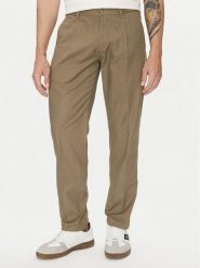 Marc O'Polo Chinosy 523 1340 10134 Zielony Tapered Fit. Zielone spodnie materiałowe męskie Marc O'Polo, m, bez wzorów, z bawełny. Za 389.99 zł.
