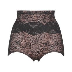 Triumph Majtki modelujące Amourette Charm czarny female czarny 36. Czarne bielizna wyszczuplająca Triumph, z koronki. Za 199.00 zł.