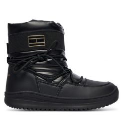 Śniegowce Tommy Hilfiger. Czarne śniegowce dziewczęce Tommy Hilfiger, bez zapięcia. Za 519.99 zł.