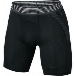 Nike Spodenki Kompresyjne M Np Hprcl Short Black Xxl. Krótkie spodenki sportowe męskie marki Nike. W wyprzedaży za 119.00 zł.