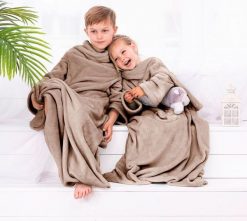 Decoking DecoKing KOC Z MIKROFIBRY DZIECIĘCY Z RĘKAWAMI BEIGE 90x105. Brązowe kocyki dla dzieci Decoking, z mikrofibry. Za 58.81 zł.