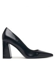 Guess Czółenka FLFBAR LEP08 Czarny. Czarne czółenka damskie Guess, z aplikacjami, ze skóry, bez obcasa, bez zapięcia. Za 634.99 zł.