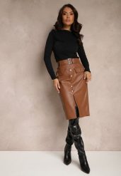 Brązowa Spódnica Ołówkowa High Waist z Imitacji Skóry Ozdobiona Paskiem Norinka. Brązowe spódnice damskie Renee, l, z aplikacjami, ze skóry, biznesowe, z podwyższonym stanem, midi, ołówkowe. Za 99.99 zł.