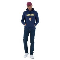 Bluza z kapturem Cleveland Cavaliers NBA. Niebieskie bluzy męskie New Era, m, bez wzorów, z kapturem. Za 293.50 zł.