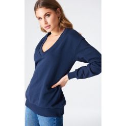NA-KD Basic Bluza basic z dekoltem V - Blue. Bluzy damskie marki NA-KD Basic. Za 40.95 zł.