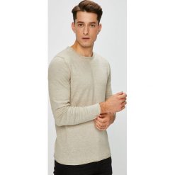 Premium by Jack&Jones - Sweter. Szare swetry przez głowę męskie Premium by Jack&Jones, z bawełny, z okrągłym kołnierzem. W wyprzedaży za 139.90 zł.
