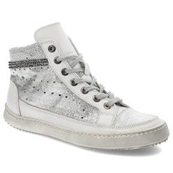 Srebrne Sneakersy Carinii Wygodne Skórzane Buty Damskie. Szare obuwie sportowe damskie Carinii, z aplikacjami, ze skóry. Za 229.00 zł.
