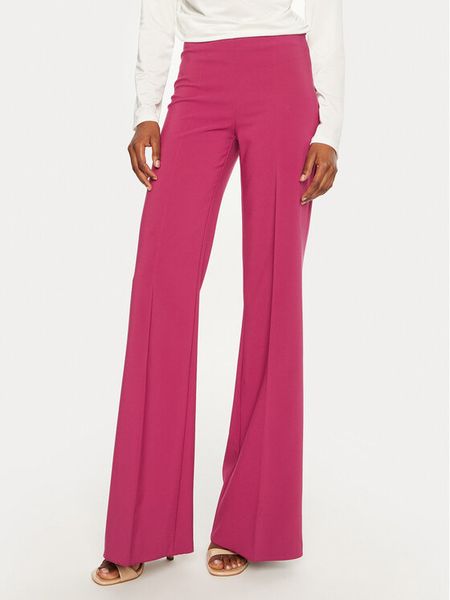 Rinascimento Spodnie materiałowe CFC0119997003 Bordowy Regular Fit. Czerwone spodnie materiałowe damskie Rinascimento, l, bez wzorów, z materiału. Za 199.99 zł.