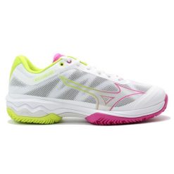 Kobieta tenis buty Mizuno Exceed Light. Białe obuwie sportowe damskie Mizuno, bez wzorów, tenisowe. Za 398.40 zł.