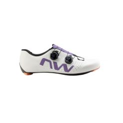 Buty szosowe NORTHWAVE Veloce Extreme. Fioletowe buty sportowe męskie Northwave, bez zapięcia, rowerowe. Za 1,616.50 zł.