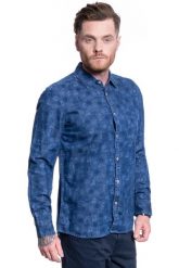MĘSKA KOSZULA MUSTANG CASPER DENIM AOP 1009898 11847. Koszule męskie Mustang, m, bez wzorów, z denimu, bez kołnierzyka, bez ramiączek. W wyprzedaży za 49.99 zł.